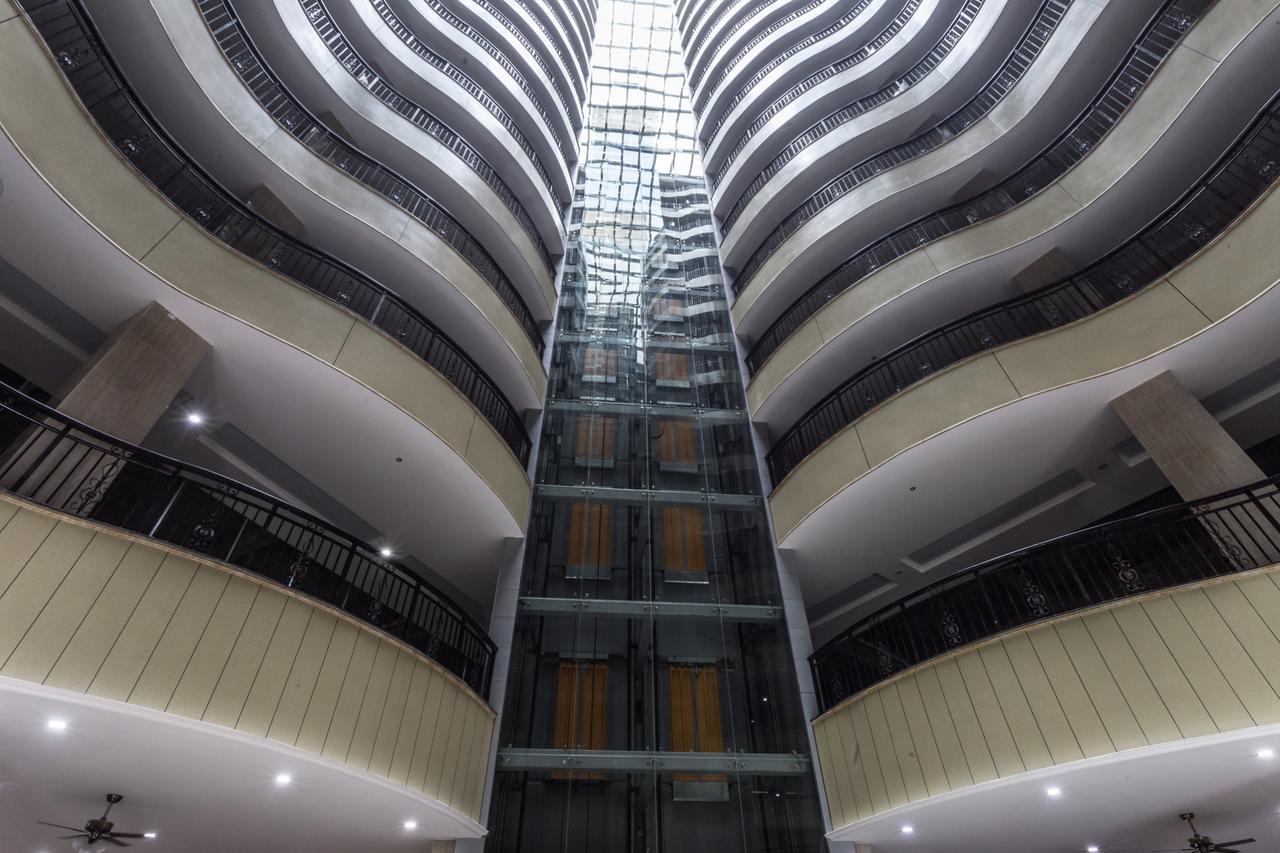钻石名邸 Diamond One Hotel And Serviced Apartment Phnom Penh Exterior foto